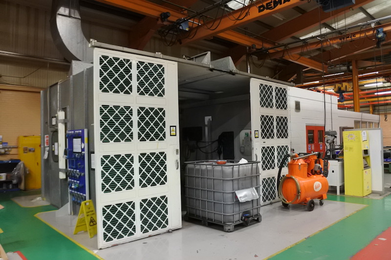 BINKS Paint Spray Booth with Sliding Doors and Extraction Unit